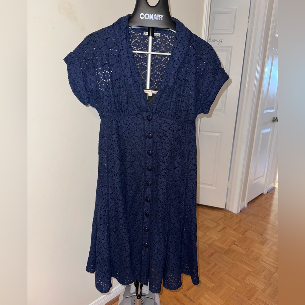 Elegant Navy Blue Lace Dress